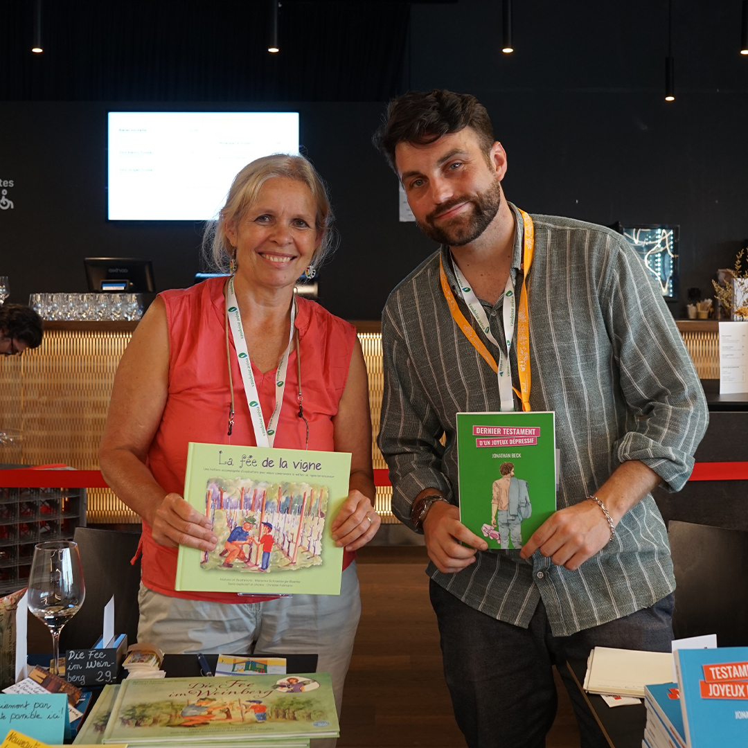 482240267_122202052604184453_6144576932192737374_n Prilly Livres salon littéraire